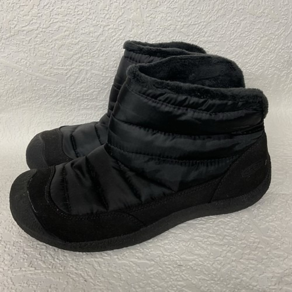 Keen Howser Fold Down Black Lined Winter Snow Ankle Boots Women 9.5M Thailand